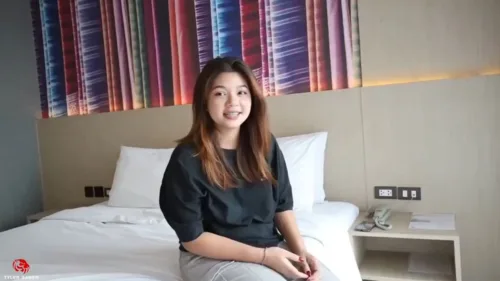 สาวอวบไทย อยากโดนควยฝรั่งครั้งแรง จับเย็ดจัดเต็ม เย็ดท่าหมาแหวกจีสตริงลายเสือดาวกระเด้าไม่ยั้ง